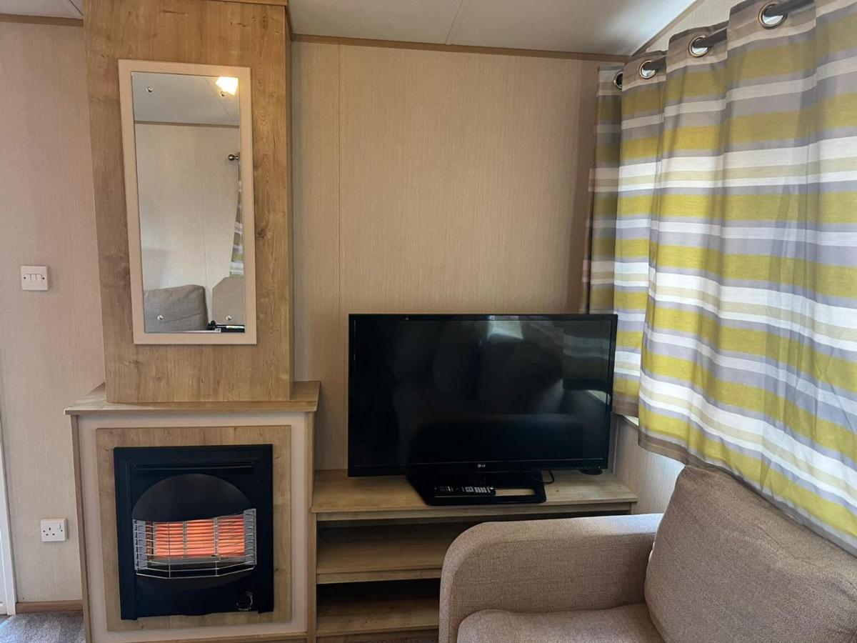 Blackpool Caravan In Haven Marton Mere Holiday Park Eksteriør bilde