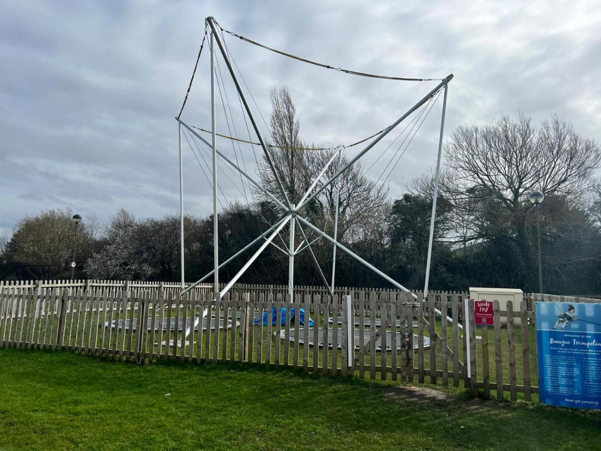 Blackpool Caravan In Haven Marton Mere Holiday Park Eksteriør bilde